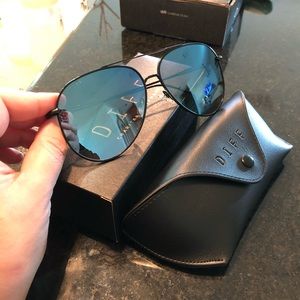 DIFF - NALA Sunglasses